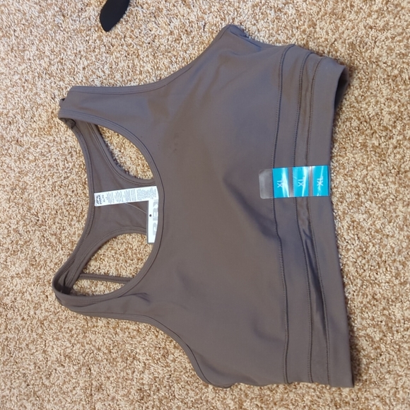Reebok sports bra with mesh detail - Picture 1 of 5